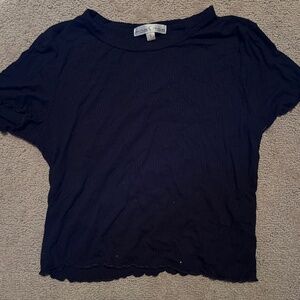 Black fitted crop top